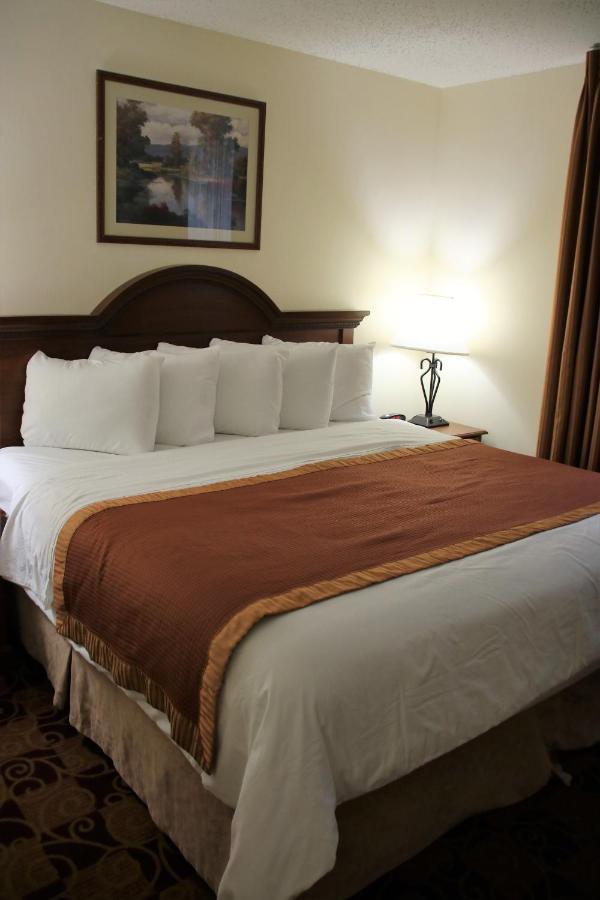 Hawthorn Suites By Wyndham Louisville East Dış mekan fotoğraf
