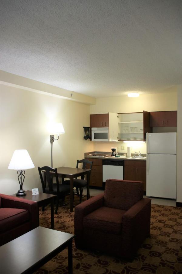 Hawthorn Suites By Wyndham Louisville East Dış mekan fotoğraf