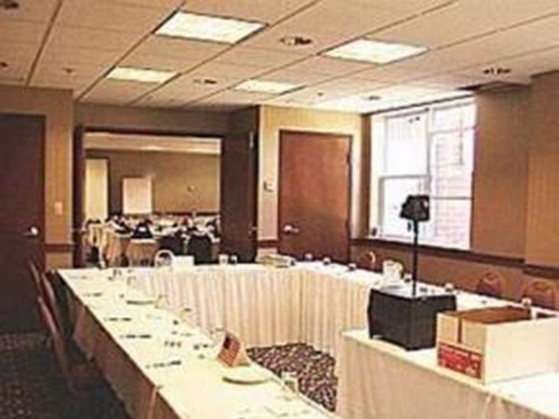 Hawthorn Suites By Wyndham Louisville East Konforlar fotoğraf
